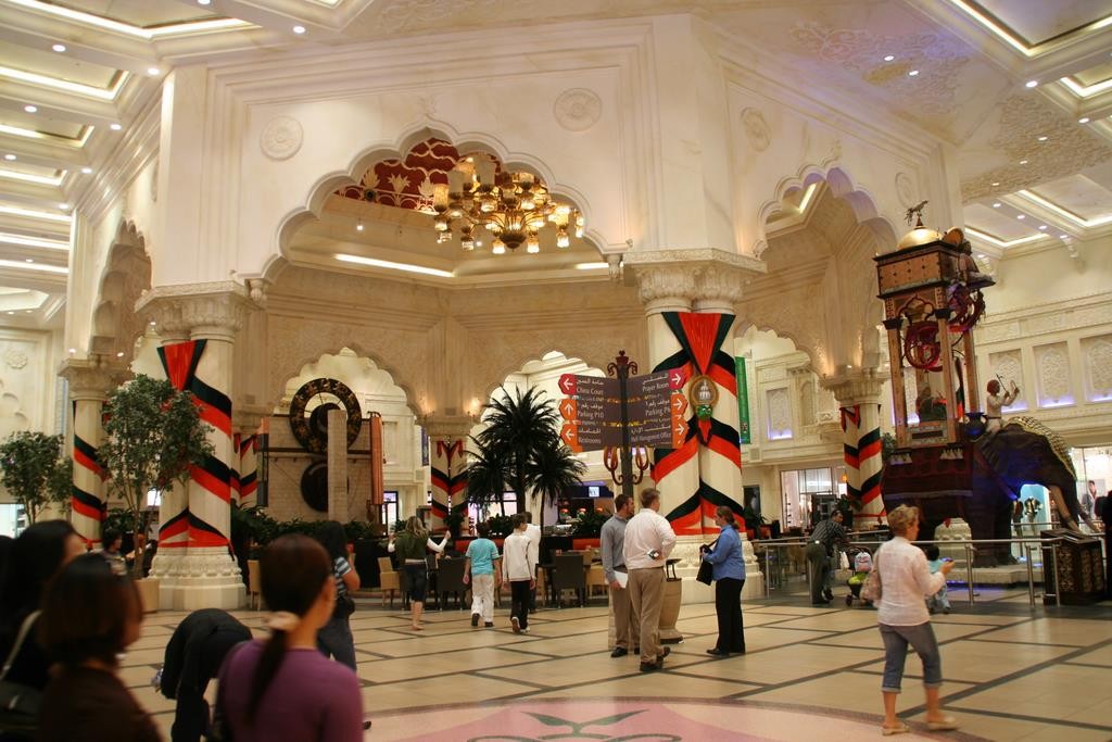We visited the Ibn Battuta Shopping Mall, an amazing themed mall in Dubai.